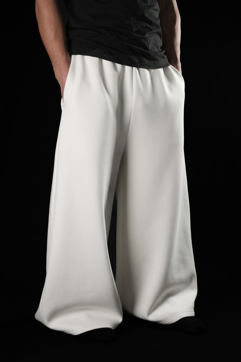 THE TRACK PANT E1